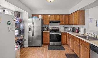 1021 LAKE SHORE Dr, Bowie, MD 20721