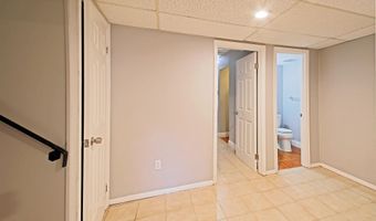 3334 WEBLEY Ct, Annandale, VA 22003