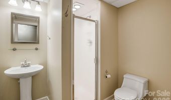 78 Grovewood Rd, Asheville, NC 28804