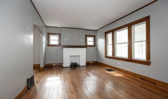 888 Harrison Ave, Akron, OH 44314