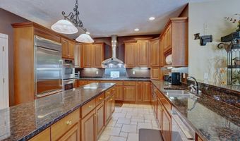 8 Meeting Rock Dr, Atkinson, NH 03811