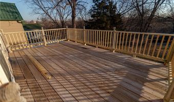 1520 S 7th St, Atchison, KS 66002