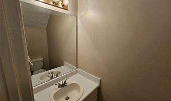 6718 Roscommon Dr, Austell, GA 30168