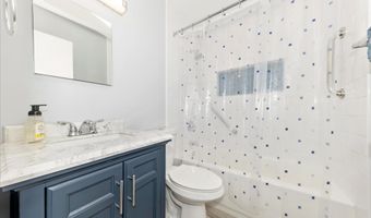 8311 LILLY STONE Dr, Bethesda, MD 20817