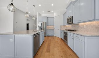 604 TIMBER BRIDGE Ln, Atlantic Beach, FL 32233