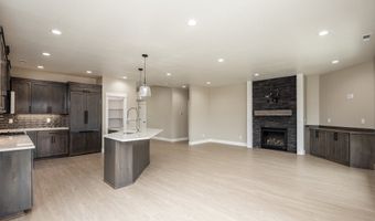 87653 8th St, Veneta, OR 97487