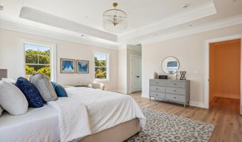 10033 CLUE Dr, Bethesda, MD 20817