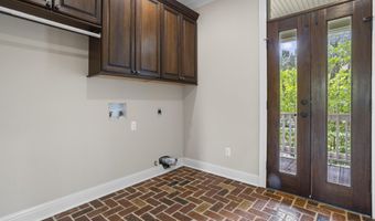 10051 Cain Rd, Bay St. Louis, MS 39520