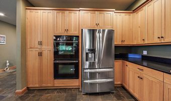 940 Pinecrest Ter, Ashland, OR 97520