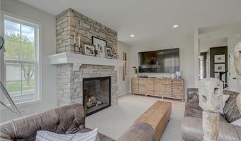 4891 159th St W, Apple Valley, MN 55124