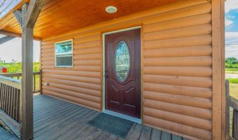812 S Parkway Dr, Alvarado, TX 76009