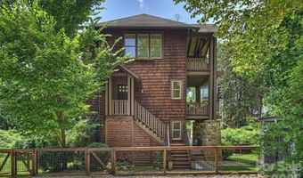 1611 Tippah Park Ct, Charlotte, NC 28205