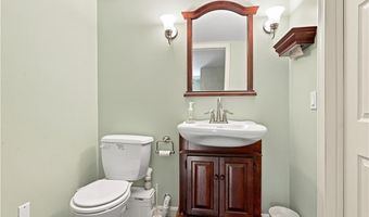 226 Tourtellot Hill Rd, Glocester, RI 02814