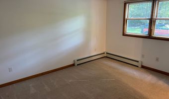 7 Stephens Ct, Clinton, CT 06413