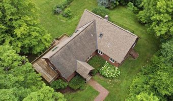 15 Polygraphic Ln, Bennington, VT 05257