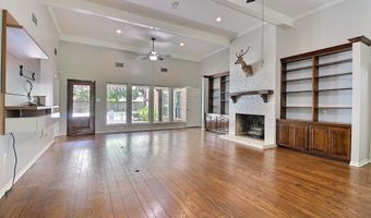 3328 Tezcucco Dr, Baton Rouge, LA 70820
