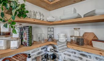 148 POCONO Rd, Albrightsville, PA 18210