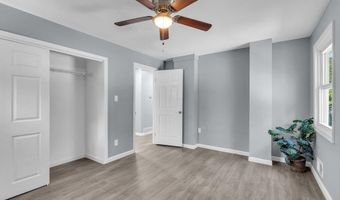 91 Highland Dr, Barnegat, NJ 08005