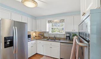 194 New Meadow Rd, Barrington, RI 02806