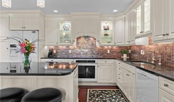 111 Harrison Ave B4, Newport, RI 02840