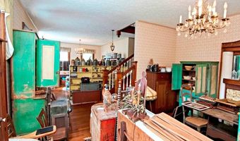 192 Clay St, Alderson, WV 24910