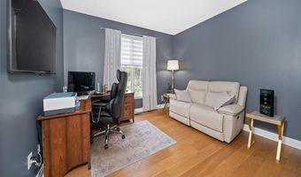33 WATERTON Dr, Bear, DE 19701