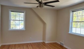 815 Hewett Dr, Ann Arbor, MI 48103