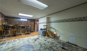 780 Minerva St, Amherst, OH 44001