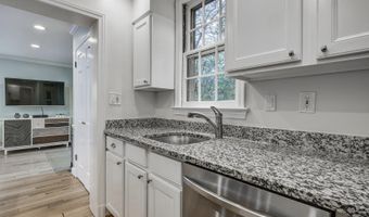 6007 WELBORN Dr, Bethesda, MD 20816