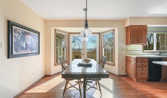 6 River Bluff Ct, Augusta, MO 63332