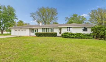 1405 Nile Kinnick Dr S, Adel, IA 50003