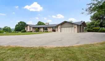 7290 Wingeier Ave SE, Alto, MI 49302