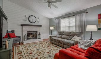 6092 N Martha Dr, Aurora, IN 47001