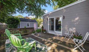 154 Chapmans Ave, Warwick, RI 02886