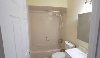 3 Pevero Dr 3, Alloway, NJ 07462