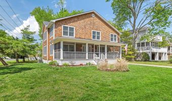 327 OAKWOOD St, Bethany Beach, DE 19930