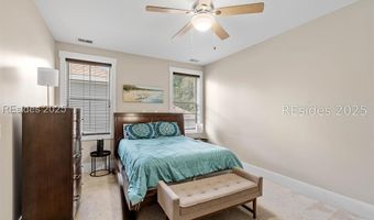 35 Sommer Lake Dr, Beaufort, SC 29902