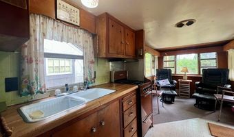 208 Lakeview Dr, Almond, NC 28702