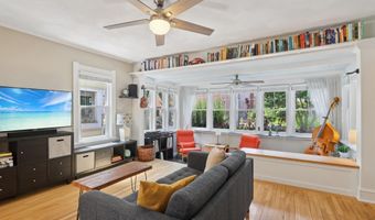 109 N 5th St, Madison, WI 53704