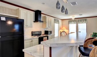 918 Laurel Cir, Barefoot Bay, FL 32976