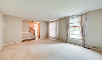3381 MONARCH Ln, Annandale, VA 22003
