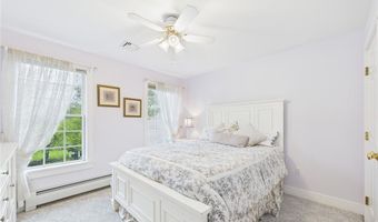 50 Intrepid Ln, Jamestown, RI 02835