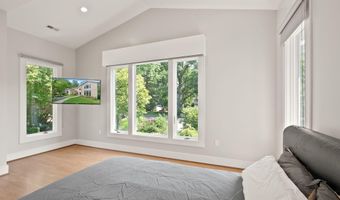 3100 N MONROE St, Arlington, VA 22207