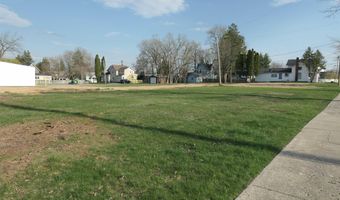 323 W Superior St, Alma, MI 48801