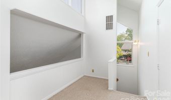 30 Maple Ridge Ln, Asheville, NC 28806