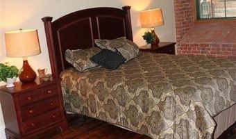 75 POCASSET St 319, Johnston, RI 02919