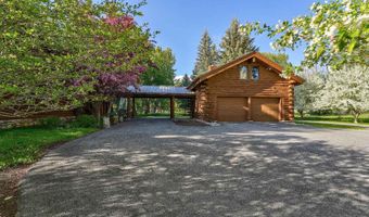 1301 Glen Aspen Dr, Bellevue, ID 83313