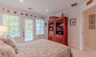 105 Congressional Dr, Cape May Court House, NJ 08210