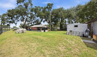404 EAKER St, Auburndale, FL 33823