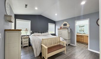 914 EASY St, Brookings, OR 97415